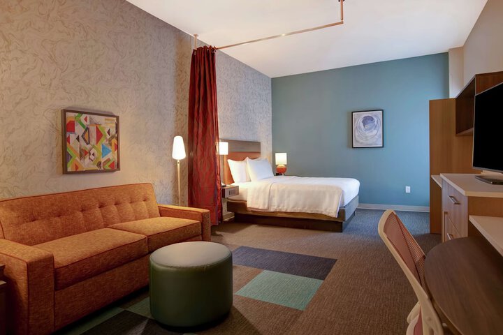Room 23 of 69