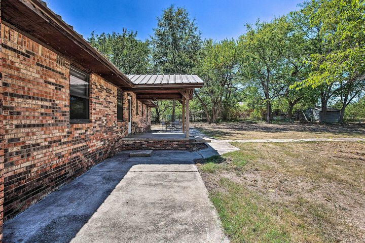 Lovely anna Fink House w / Patio & Fire Pit