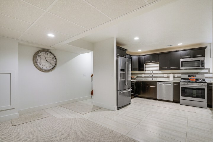 Convenient North Bend Apt: Half-mi to Notre Dame!