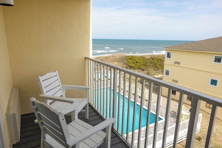 Surf Side Hotel