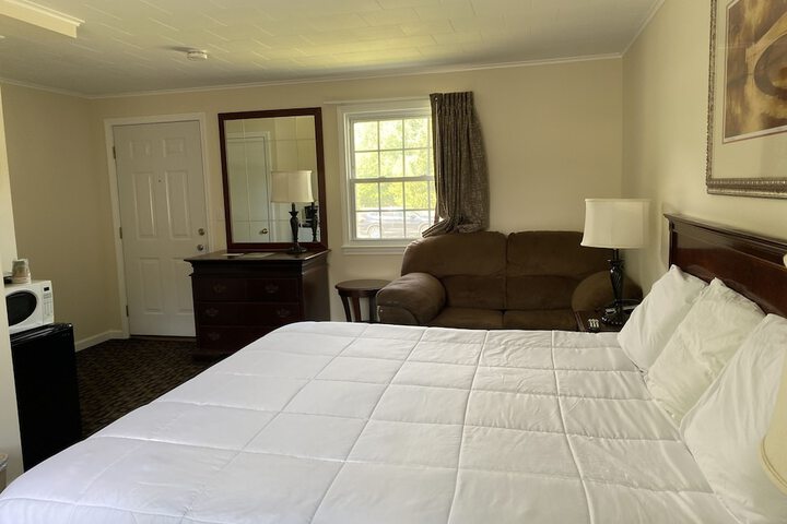 Room 21 of 30