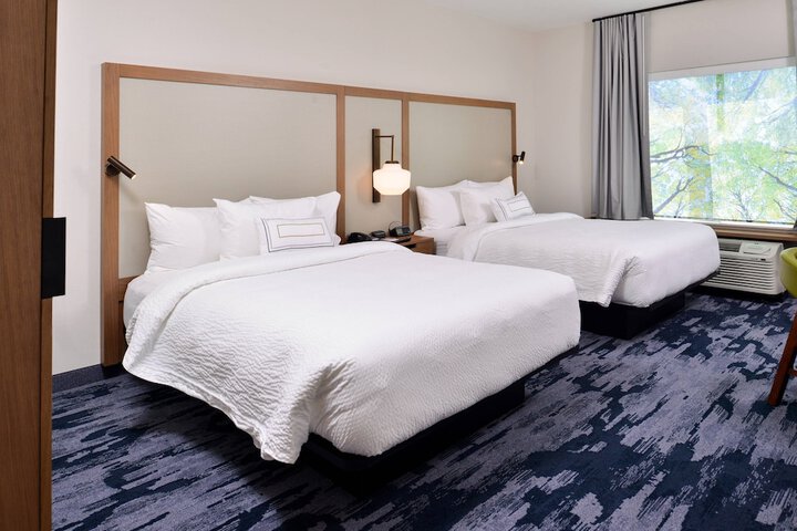 Room 32 of 45