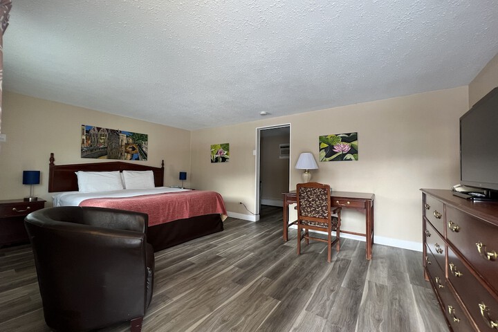 Room 119 of 153