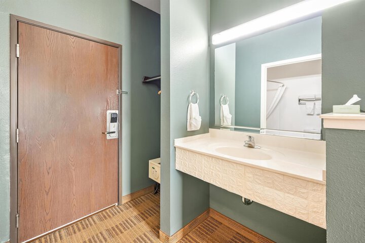 Americas Best Value Inn Somerville
