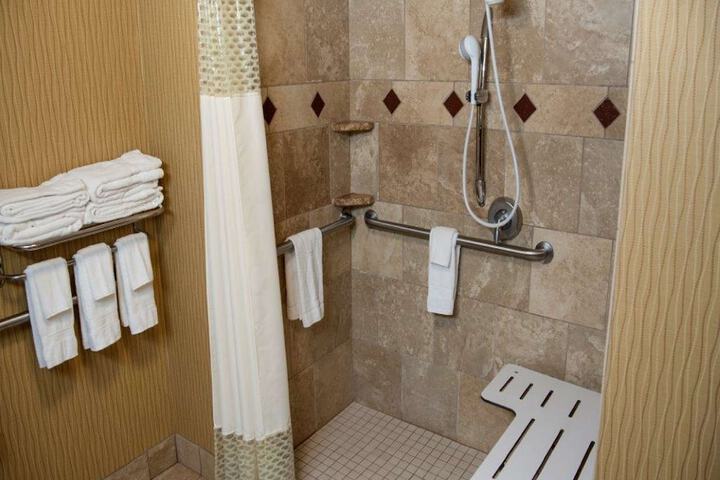 Hampton Inn & Suites Watertown