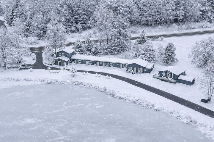 Lakelyn Lodge