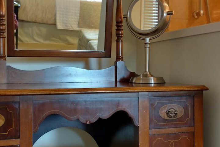 Room 15 of 50