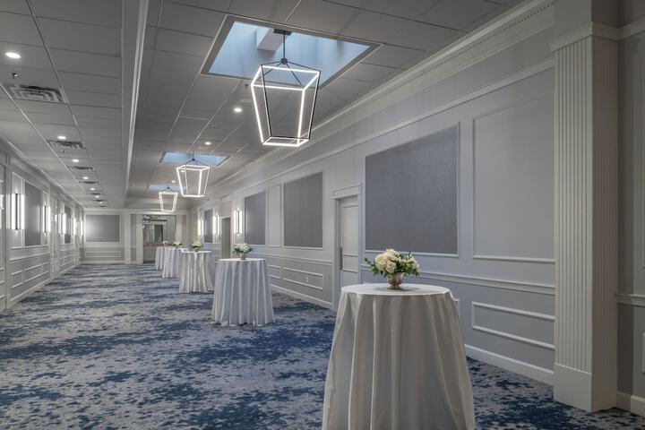 Ballroom/Hall 37 of 38
