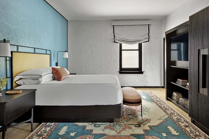 Room 54 of 150