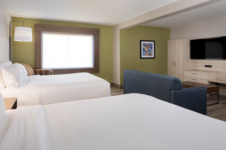 Room 33 of 55