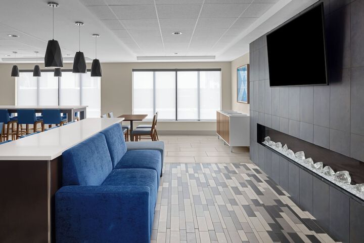 Holiday Inn Express & Suites Midland Loop 250 by IHG