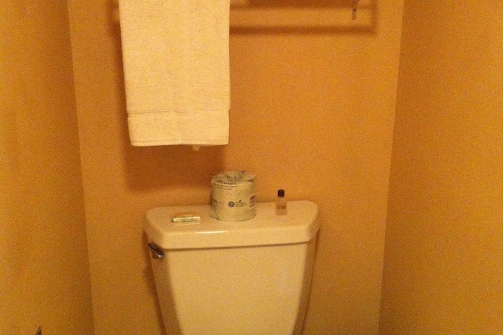 Room 33 of 75