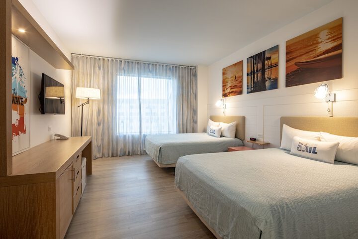 Room 16 of 40