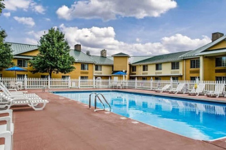 Pool 6 of 42