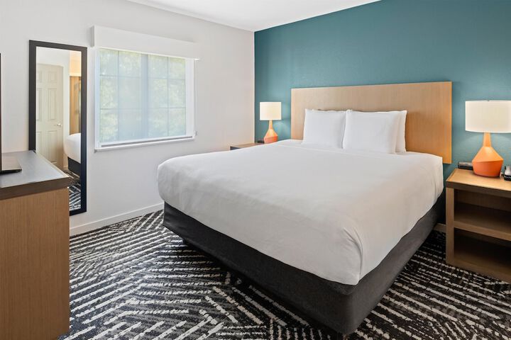 HYATT house Boston / Burlington