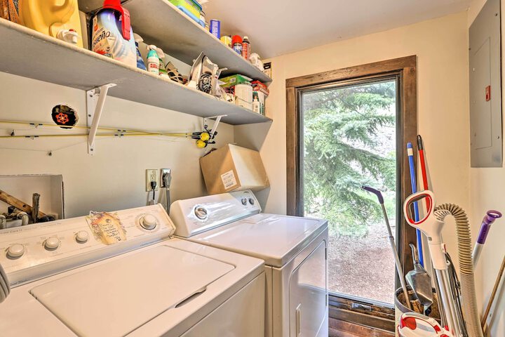 Family Home in Georgetown: Walk to Town & Railroad