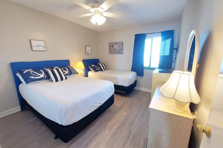 Room 15 of 24