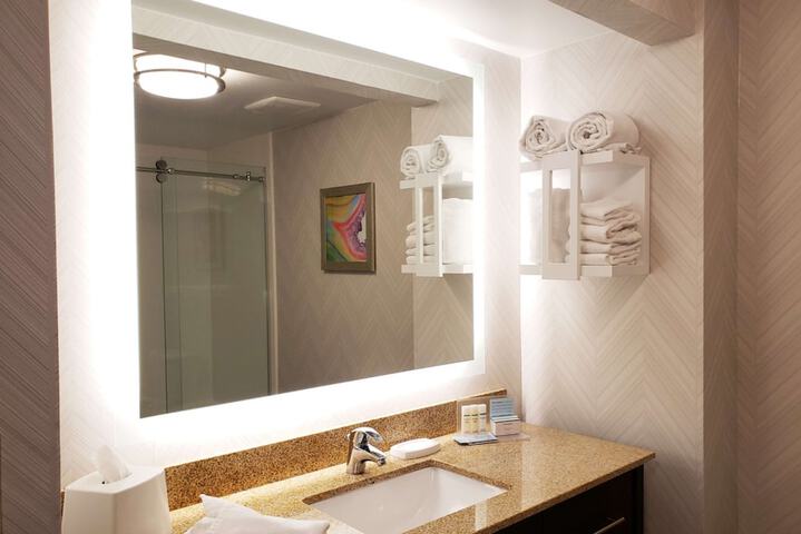 Room 5 of 26