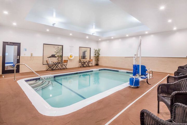 Pool 4 of 38