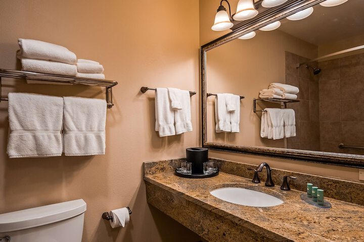 Best Western Tyrolean Lodge