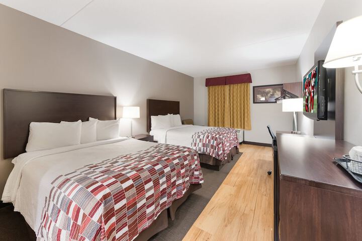 Red Roof Inn & Suites Columbus - West Broad