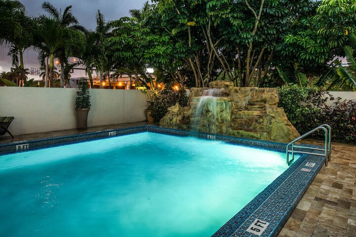Pool 4 of 29