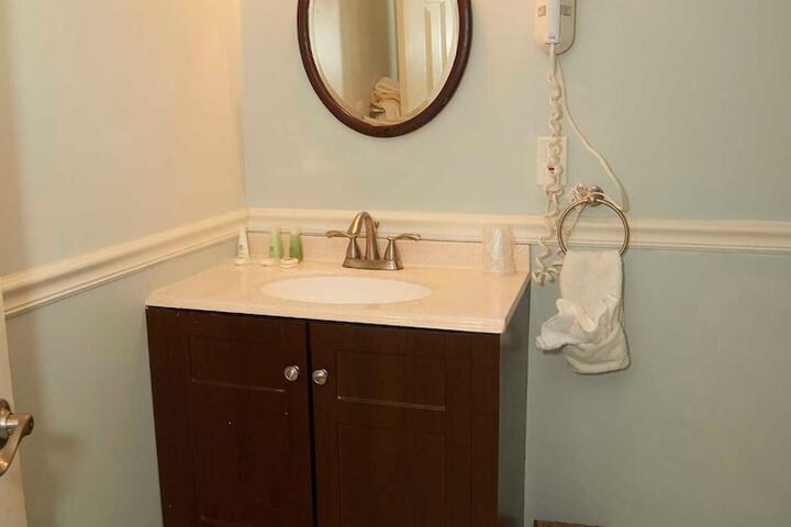 Room 12 of 51