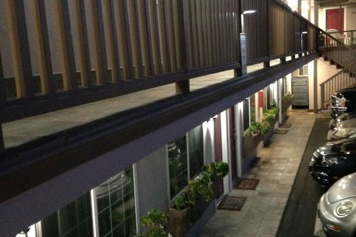 Hotel 2 of 54
