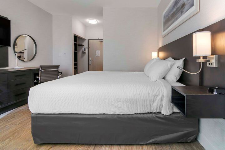 Room 43 of 56