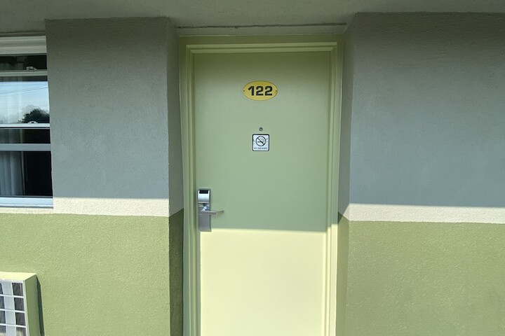 Room 34 of 95