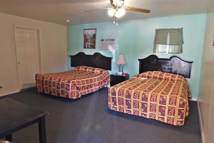 Little Shamrock Motel A1