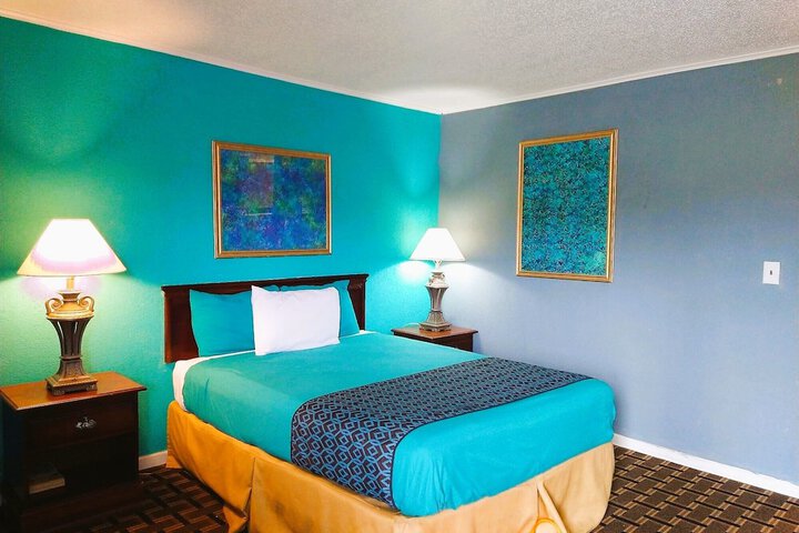 Room 60 of 126