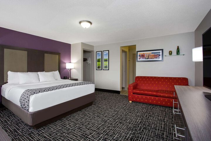 Room 26 of 30