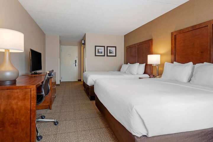Room 40 of 80