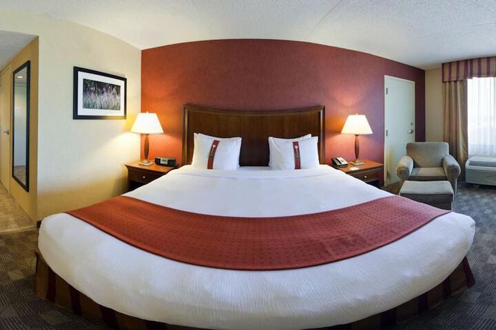 Holiday Inn Grand Rapids Downtown by IHG