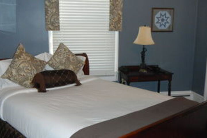 The Ashford Inn