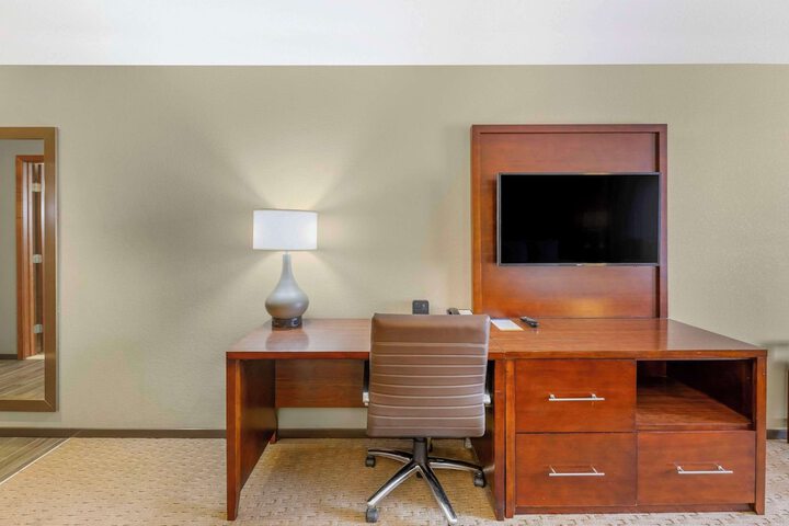 Room 16 of 31