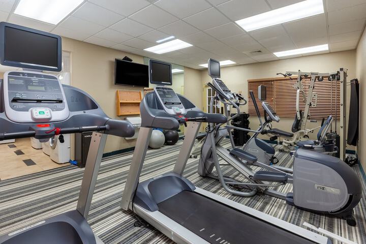 Candlewood Suites West Springfield by IHG