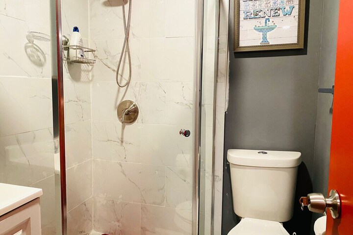 Room 75 of 123