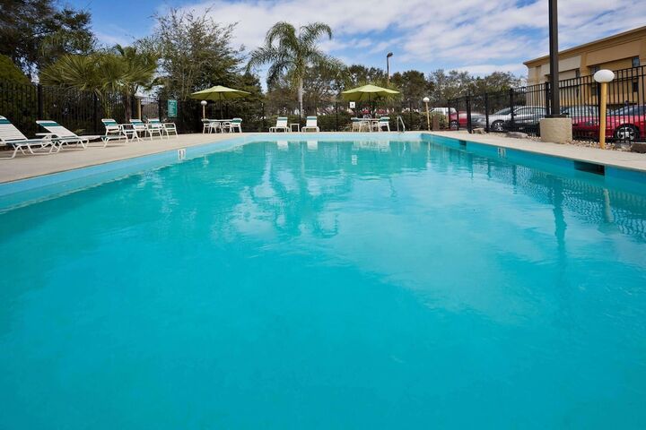 Pool 7 of 32