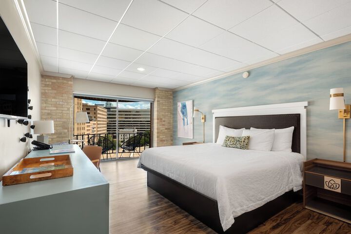 Room 87 of 250