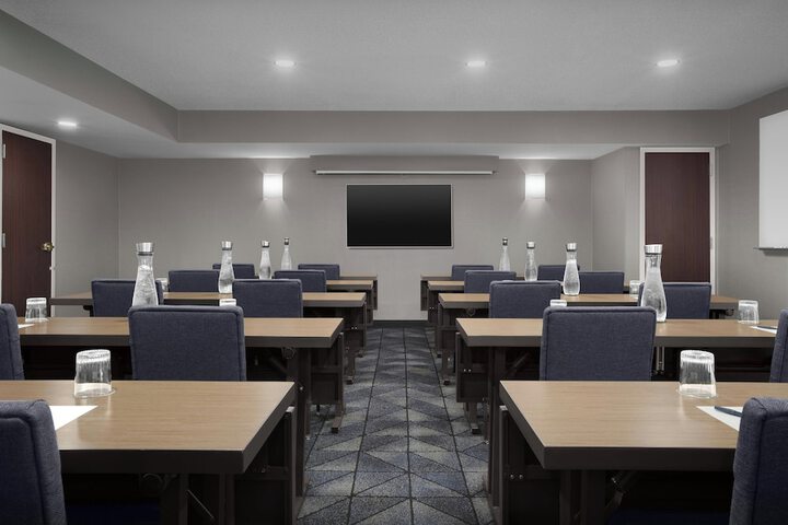 Courtyard by Marriott Dallas DFW Airport North / Irving