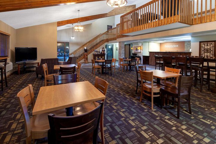 Hotel Interior 10 of 44