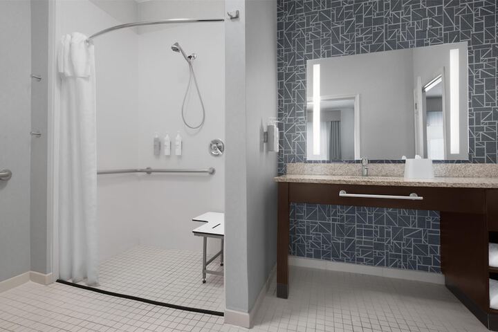 Homewood Suites by Hilton Newark-Cranford
