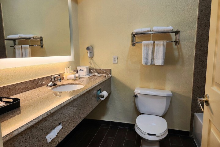 Studio 6 Suites – Pasadena TX