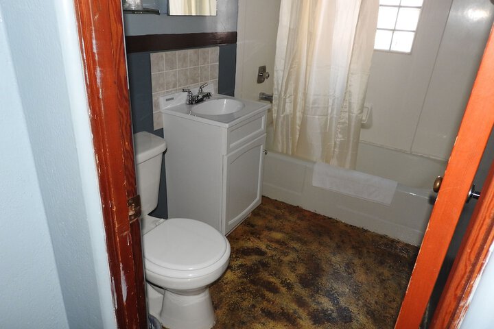 Room 43 of 44