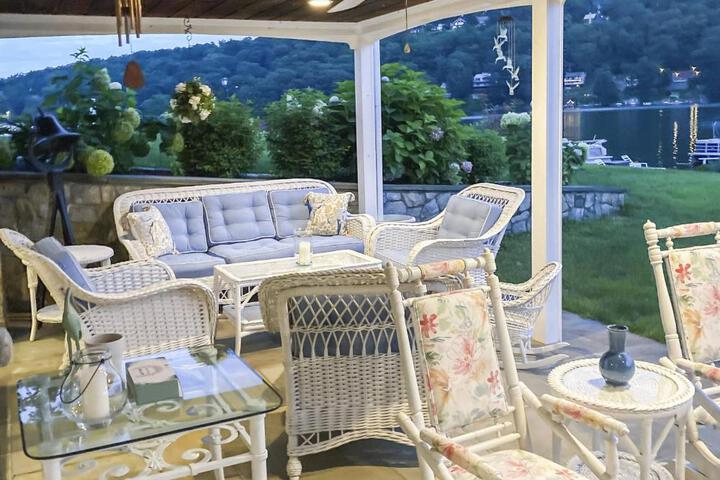 Candlewood Lake House
