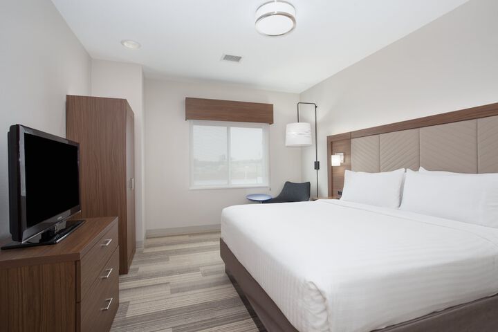 Holiday Inn Express & Suites Amarillo by IHG