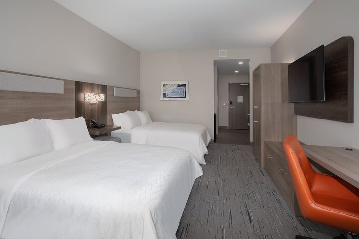 Room 42 of 51