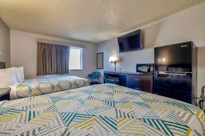 Room 16 of 29